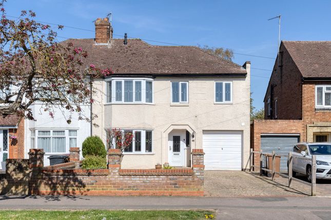 Strathmore Avenue, Hitchin SG5 4 bed semi