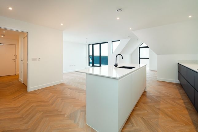St. Georges Terrace, Herne Bay, Kent... 2 bed penthouse for sale