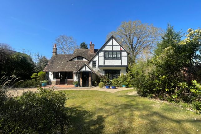4 bed detached house