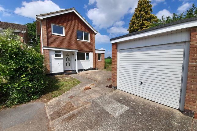 Spinney Walk, Barnham 3 bed detached house for sale