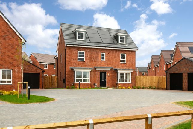 5 bed detached house