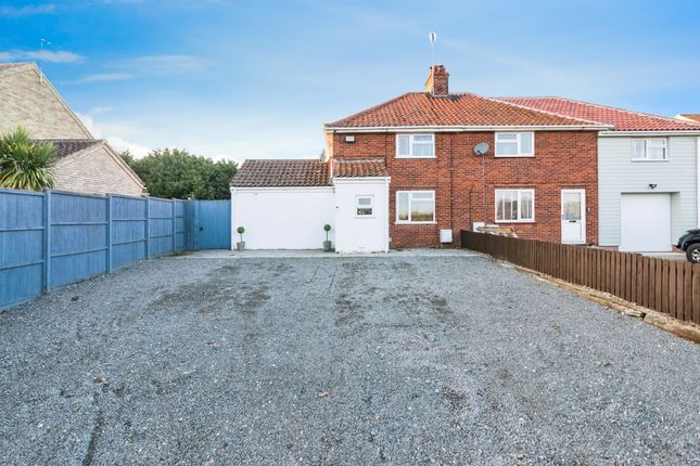 3 bed semi-detached house