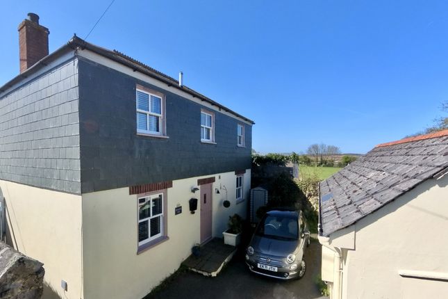 2 bed detached house