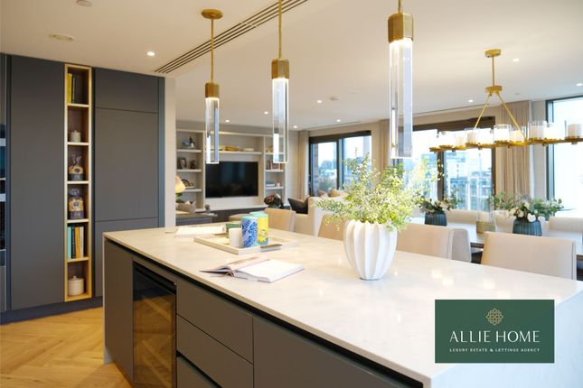 3 bedroom flat for sale