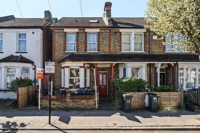 Arundel Road, Croydon 2 bed flat for sale
