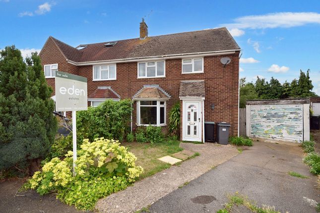 Larch Close, Larkfield, ME20 3 bed semi