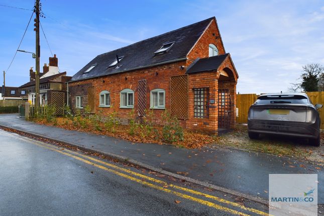 3 bed detached house