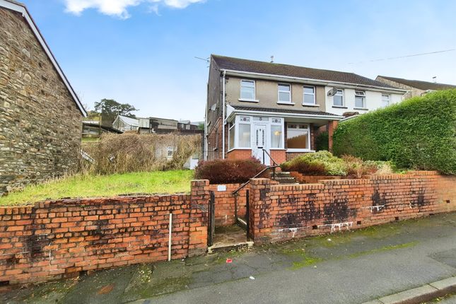 3 bed semi-detached house