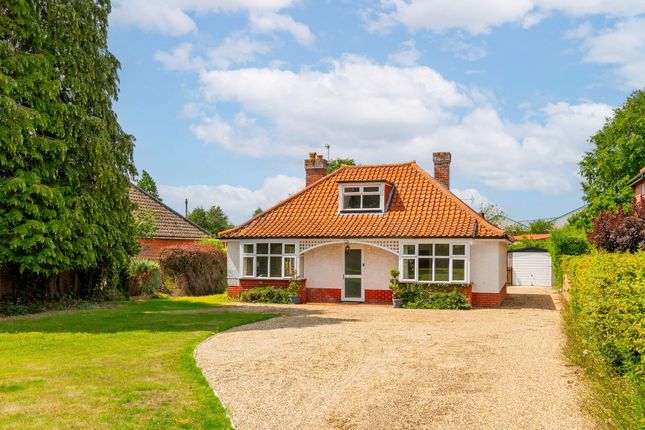 Tunstead Road, Hoveton 3 bed chalet for sale