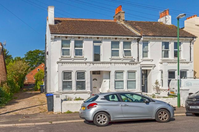 Underdown Road, Southwick, Brighton 2 bed apartment for sale