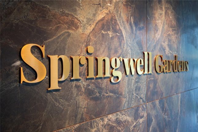 155 Springwell Gardens, Whitehall... 1 bed apartment for sale