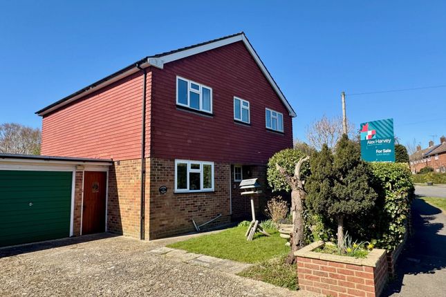 Nicholsfield, Loxwood, RH14 4 bed link detached house for sale