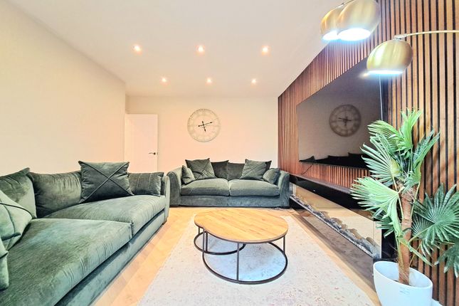 3 bed semi-detached house