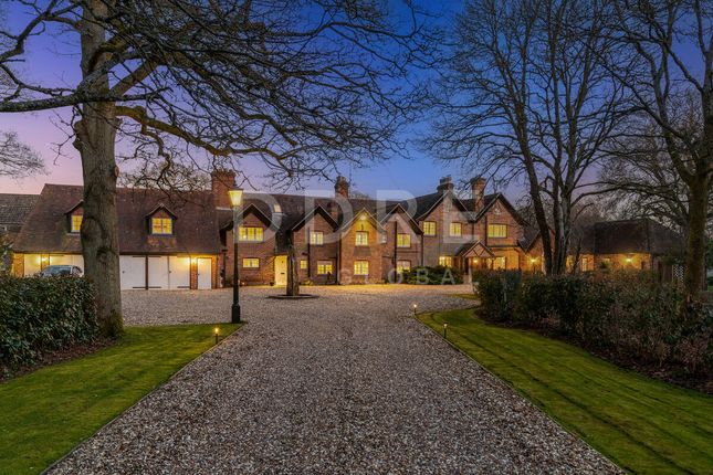 Reading Road, Reading, RG7 7 bed detached house for sale