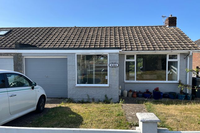 3 bedroom semi-detached bungalow for sale