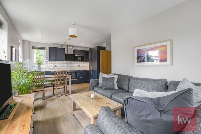 Kingfisher Drive, Maidenhead, SL6 2 bed apartment for sale