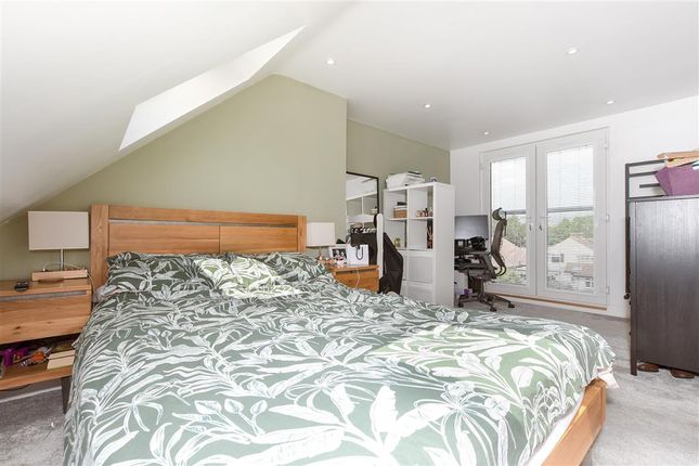 3 bed semi-detached house