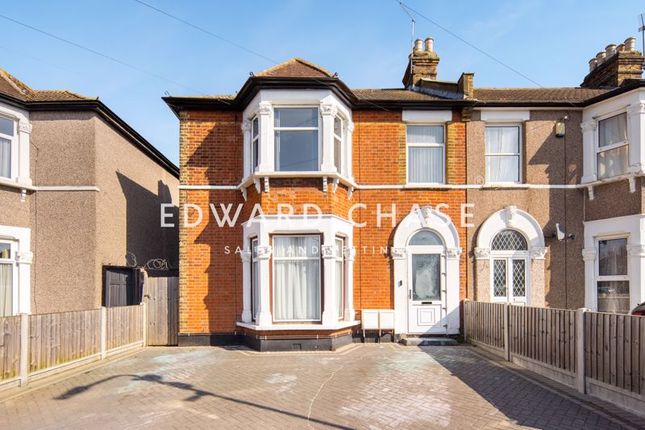 Douglas Road, Goodmayes, IG3 2 bed flat for sale