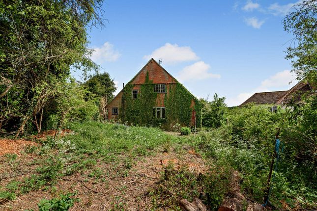 2 bedroom detached house for sale