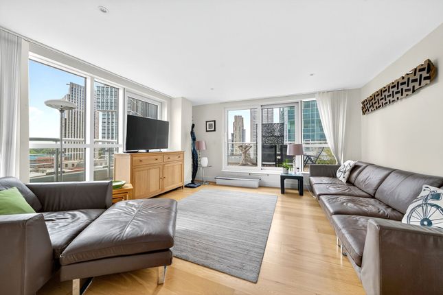 St. George Wharf, London SW8 4 bed flat for sale