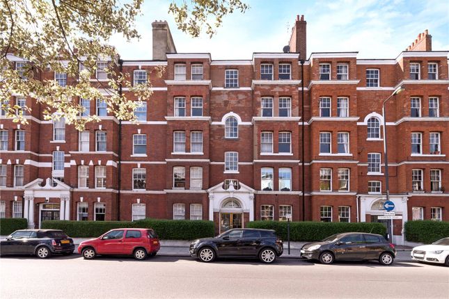 Cambridge Road, London, SW11 2 bed apartment for sale