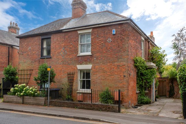 Churchfields Road, Salisbury... 2 bed semi