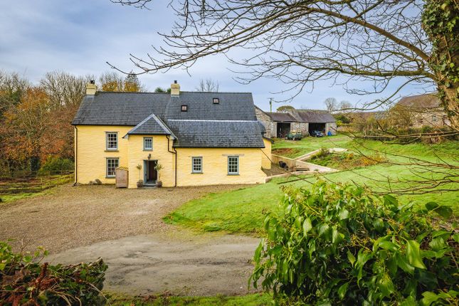 Cardigan SA43 5 bed farm house for sale