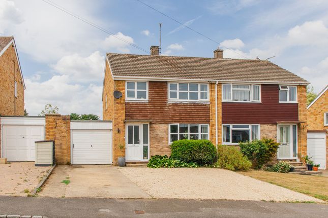 Freemans Road, Bodicote, OX15 3 bed semi