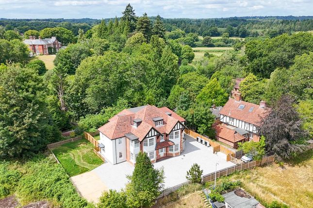 Pikes Hill, Lyndhurst, SO43 2 bed apartment for sale