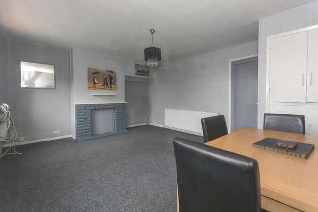 2 bed flat