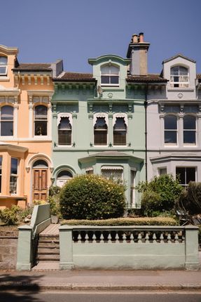 St. Helens Road, Hastings TN34 5 bed terraced house for sale