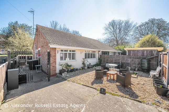2 bedroom semi-detached bungalow for sale