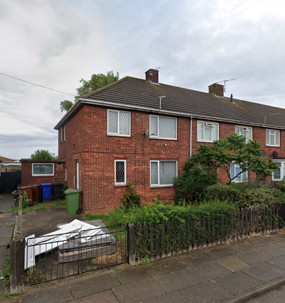 Langton Close, Grimsby, DN33 3 bed end of terrace house for sale