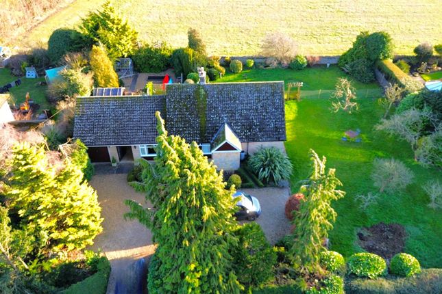 Station Road, Barnack, Stamford 3 bed chalet for sale