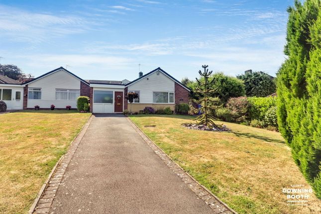 Highcroft Crescent, Lichfield WS14 2 bed detached bungalow for sale