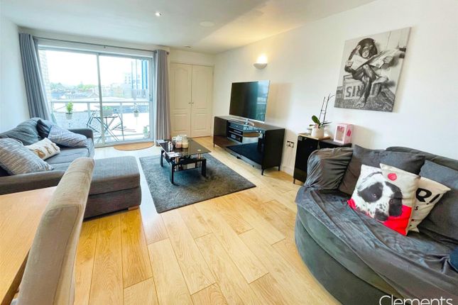 Cotterells, Hemel Hempstead HP1 1 bed apartment for sale