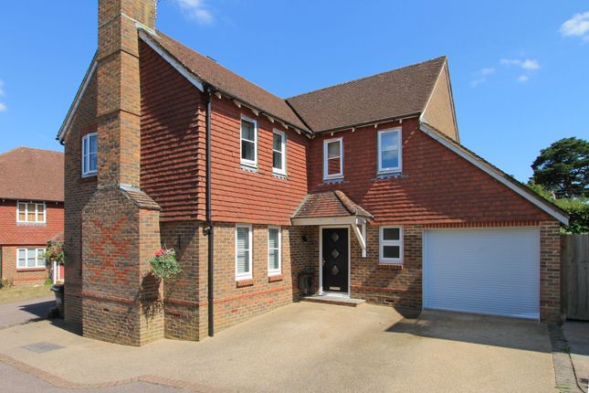 Rosemary Gardens, Burwash, TN19 4 bed detached house for sale