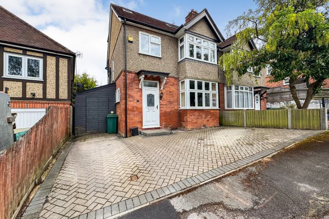Birch Avenue, Tilehurst, Reading, RG30 4 bed semi