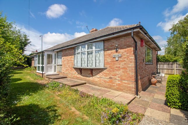 Prochurch Road, Cowplain, PO8 8EZ 3 bed detached bungalow for sale