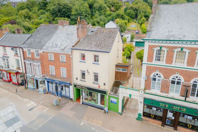 High Street, Crediton, EX17 3 bed maisonette for sale