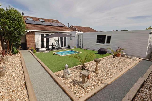 2 bed detached bungalow