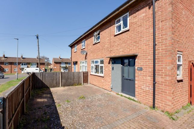 3 bed semi-detached house