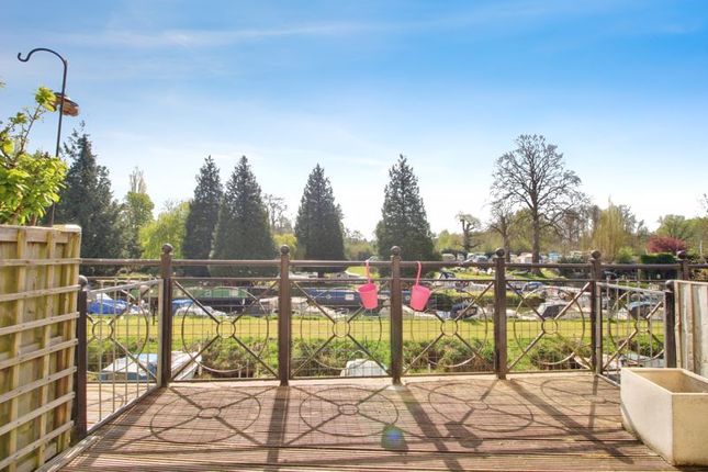 4 bedroom town house for sale