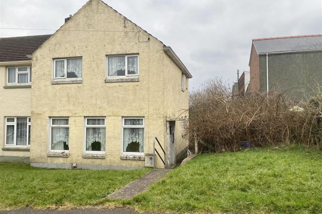 2 St. Lawrence Avenue, Hakin, Milford... 3 bed semi