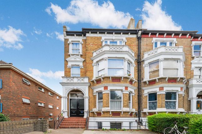 Worple Road, Raynes Park SW20 8 bed semi
