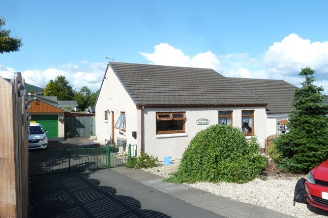 1 Cammesreinach Crescent, Hunters... 2 bed semi