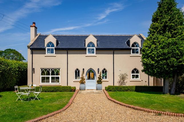 Middlefield Lane, Pontefract WF8 3 bed detached house for sale