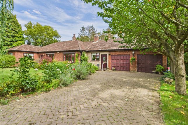 Scunthorpe DN17 3 bed detached bungalow for sale