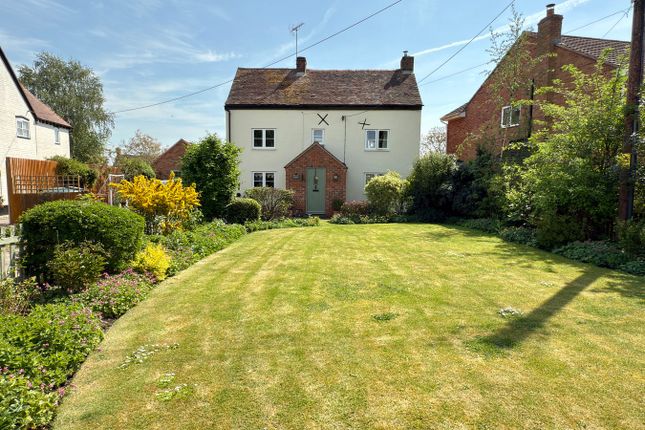 Twyning Green, Tewkesbury GL20 4 bed detached house for sale