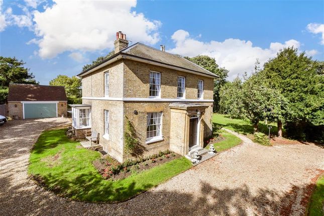 5 bed detached house